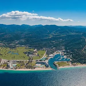 https://porto-carras-meliton.hotelschalkidiki.net