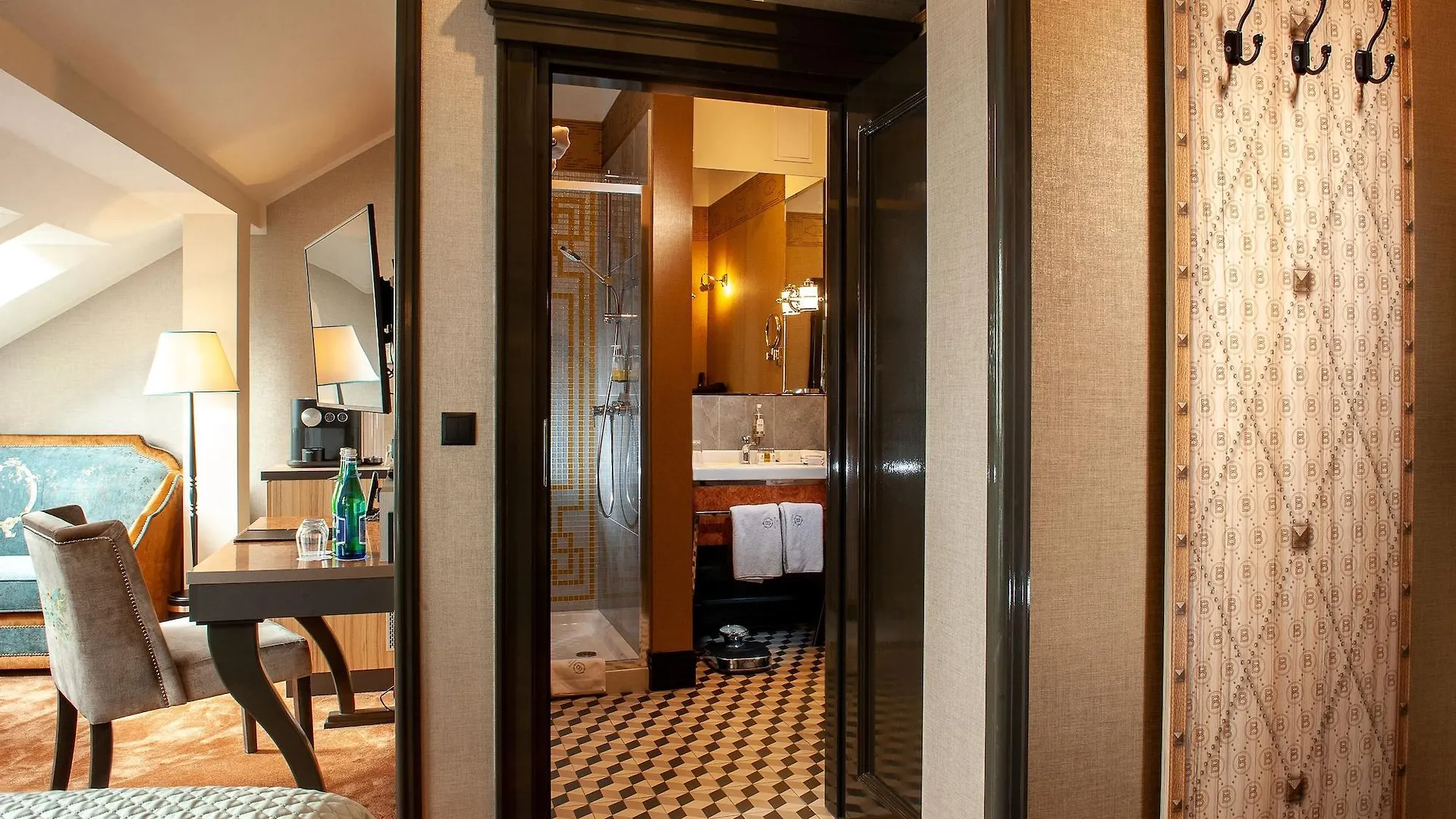 Balthazar Design Hotel Krasków 5*,  Πολωνία